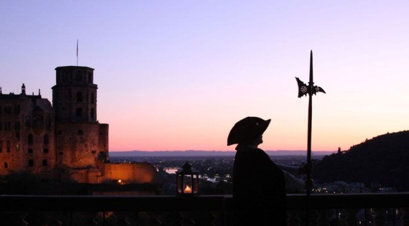 heidelberg-torchlight-tour-with-a-night-watchman