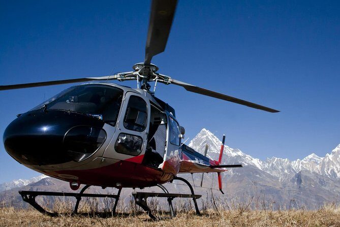 Helicopter flight from Lukla to Kathmandu - An In-Depth Look at the Flight Experience