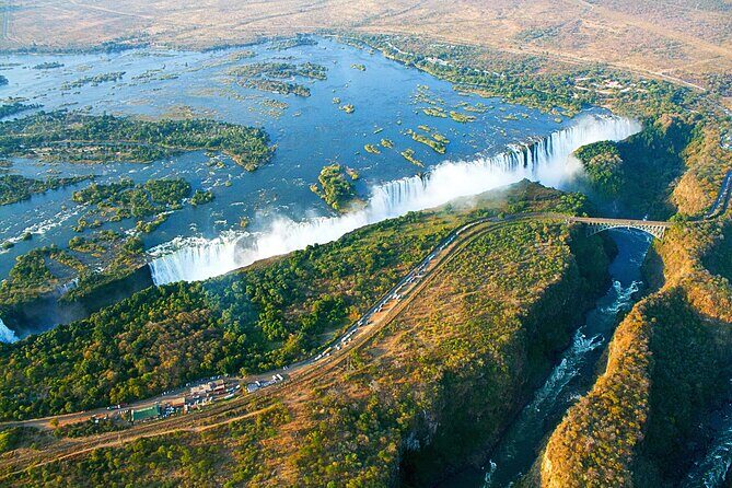 Helicopter Flight+window Seat Guarantee over the Victoria Falls - FAQ