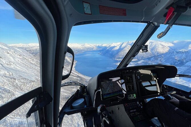 helicopter-over-trolltunga-and-waterfall-sightseeing-from-bergen-2