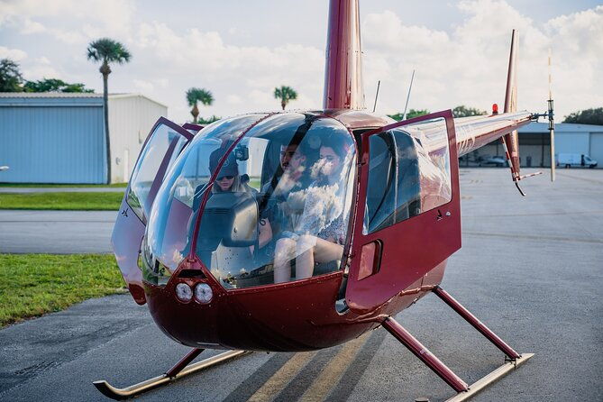 helicopter-tour-everglades-hard-rock-guitar-beaches