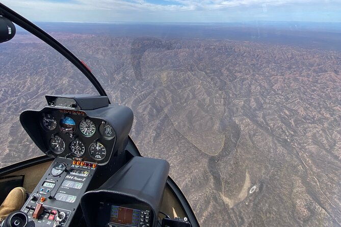 helicopter-tour-over-the-wonders-of-mendoza
