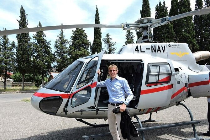 helicopter-tours-georgia-tusheti-kazbegi-gudauri