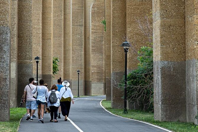 hell-gate-walking-tour-in-new-york-city