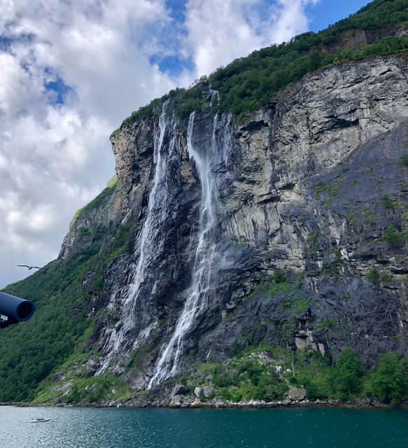 hellesylt-geirangerfjord-cruise