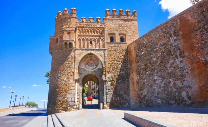 Hello Toledo: Private 2-Hour City Walk with Local Guide - An In-Depth Look at the Toledo Private Walk