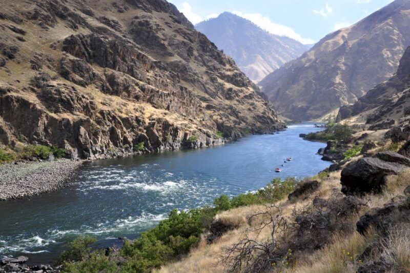 hells-canyon-white-water-jet-boat-tour-to-sheep-creek