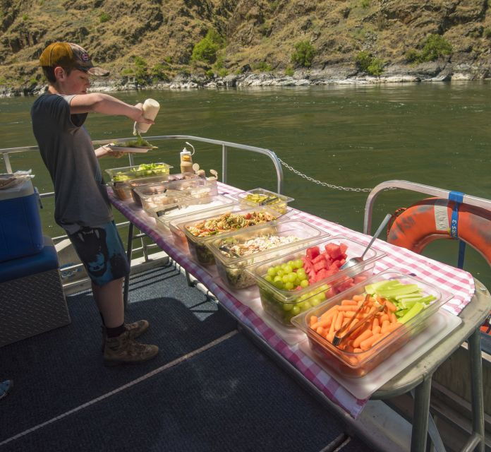 hells-canyon-yellow-jet-boat-tour-to-kirkwood-snake-river