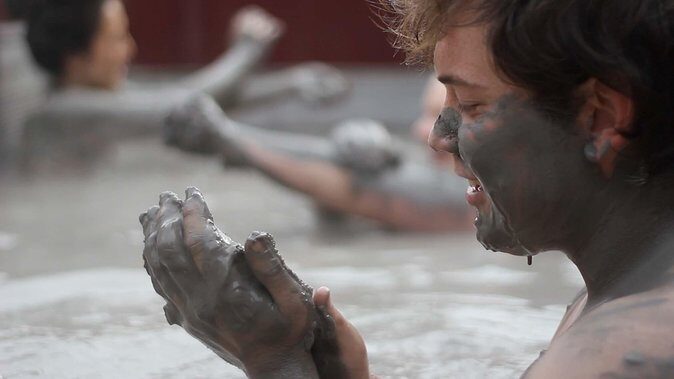 Hell's Gate Mud Bath & Spas - FAQ
