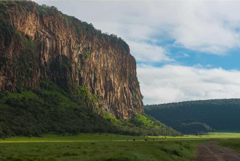 Hells Gate National Park and Lake Naivasha Day Tour - Biking Adventure