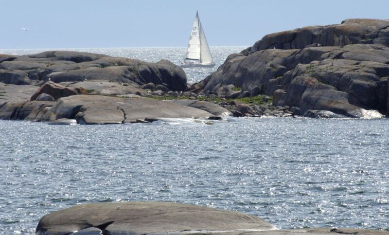 helsinki-archipelago-rib-boat-tour-with-bbq-lunch-and-sauna