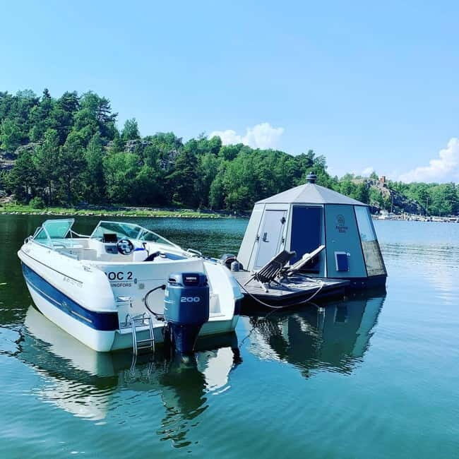 Helsinki: Private Boat Tour with Skipper/ Guide - Key Points  