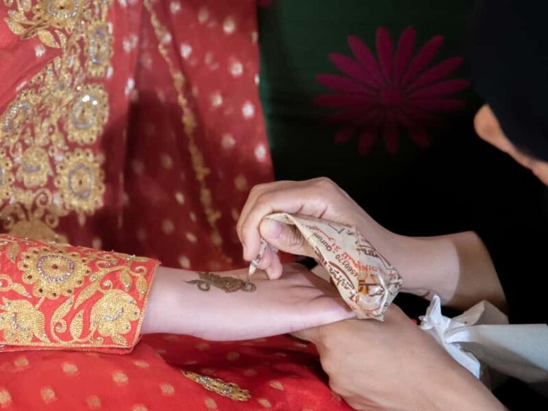 Henna Experience in Khasab - Authenticity and Artistic Quality