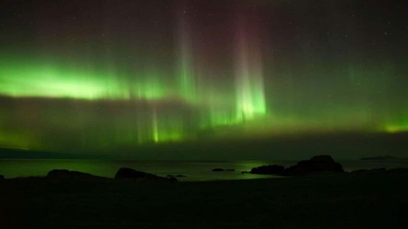 Henningsvær: Northern Lights Tour with Photographer - An Introduction to the Experience