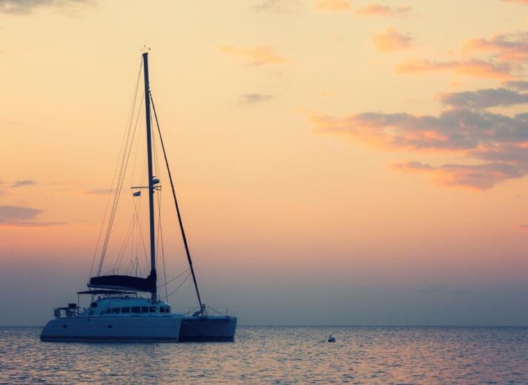 heraklion-catamaran-cruise-dia-island-sup-snorkel-lunch