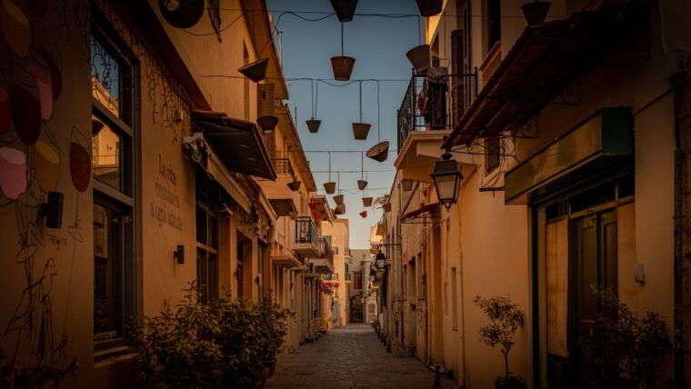 heraklion-chania-old-town-rethymno-and-kournas-lake-tour