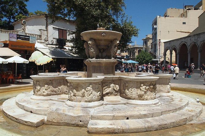 heraklion-city-walking-tasting-tour-stroll-downtown-2