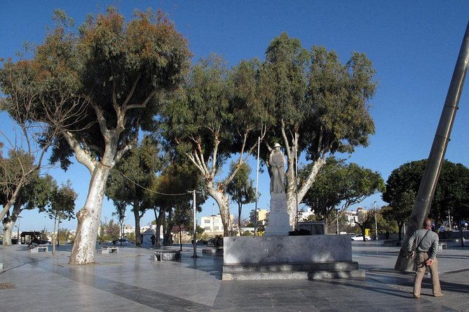 heraklion-city-walking-tasting-tour-stroll-downtown-2