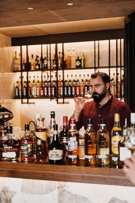 Heraklion: Cocktail Workshop with Finger Food Pairing - Authenticity and Local Flavor  