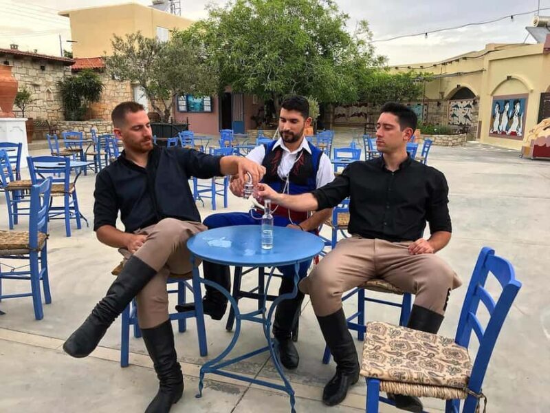 Heraklion: Cretan Folklore Night with Dinner & Transfers - An Overview of the Cretan Folklore Night