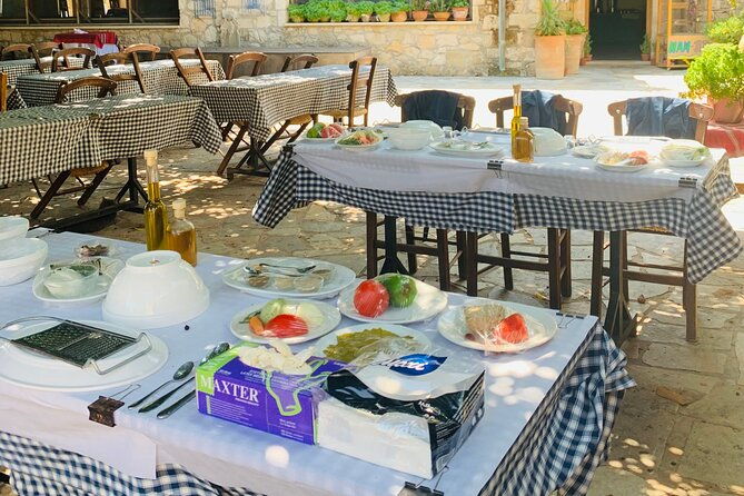 heraklion-cretan-private-cooking-lesson-with-lunch-in-arolithos