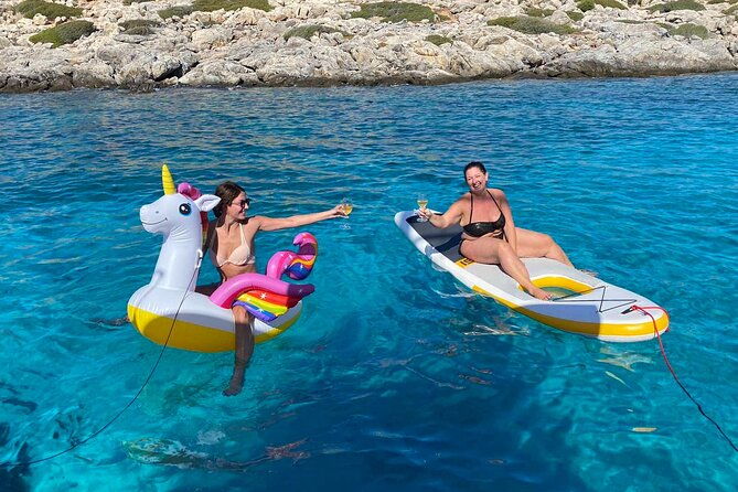 heraklion-dia-catamaran-tour-lunch-open-bar-snorkeling