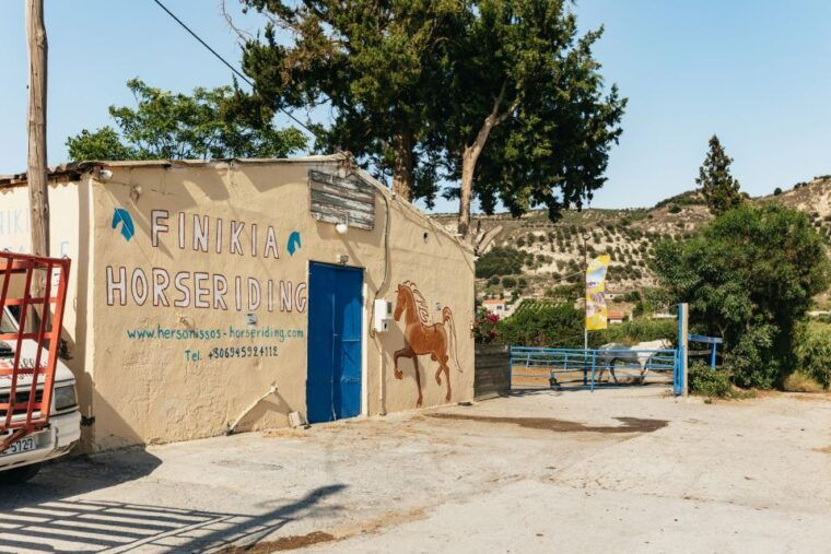 heraklion-horse-ride-in-the-cretan-mountains