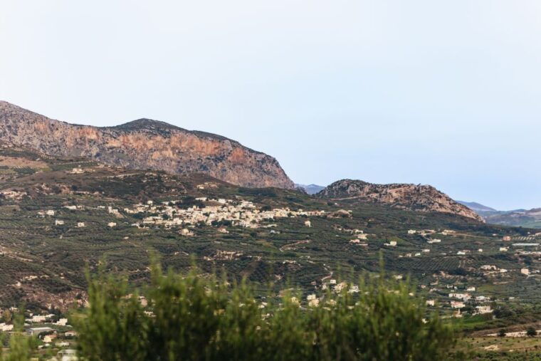 heraklion-horse-ride-in-the-cretan-mountains