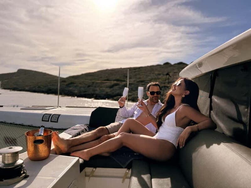 Heraklion Luxury Catamaran Dia Isla -Gourmet Lunch Top Rated - The Hidden Paradise of Dia Island