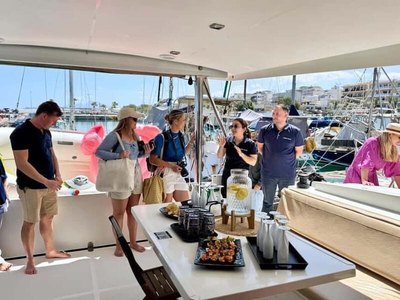 Heraklion Luxury Catamaran to Dia  Chef Lunch & Open Bar - Why This Tour Offers Great Value