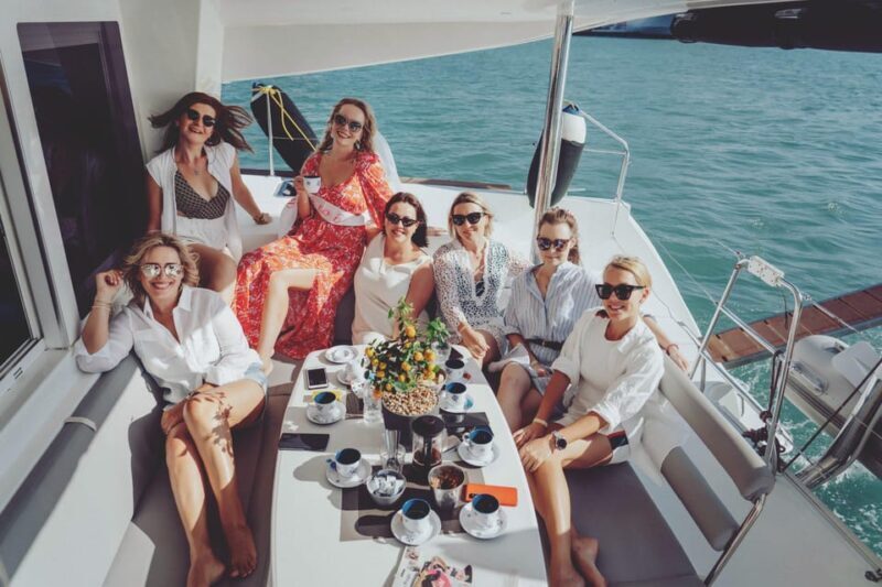 Heraklion: Private Catamaran Cruise to Dia with Meal&Drinks - Practical Details and What to Keep in Mind
