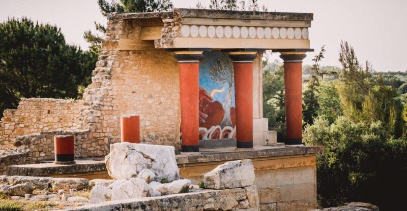Heraklion: Private Zeus Cave, Winery, Lunch, Knossos Palace - A Day of Mythology, History, and Flavor in Heraklion
