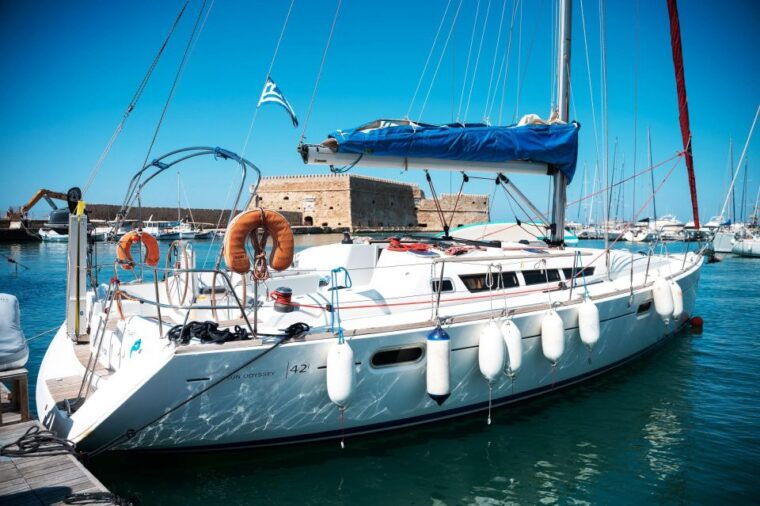 heraklion-sailing-trip-to-dia-island-with-lunch-swimming