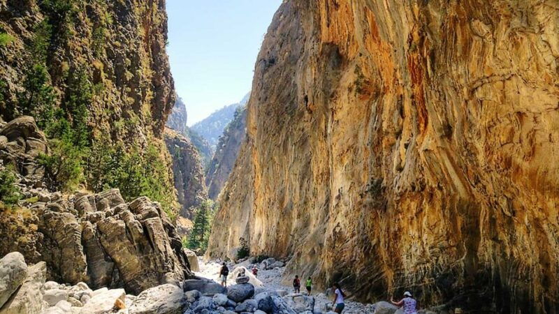 heraklion-samaria-gorge-guided-hiking-day-tour