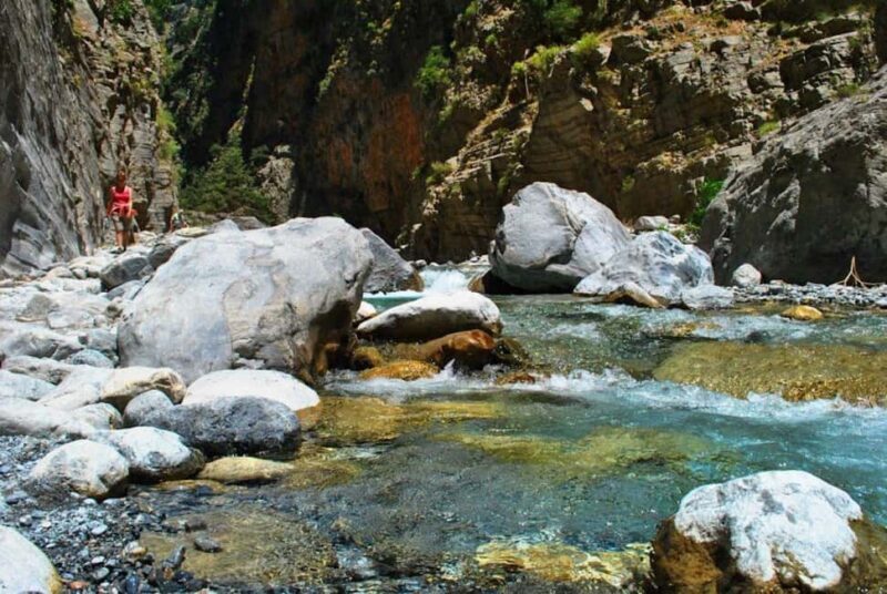 Heraklion to Samaria Guided Tour: Europes Longest Gorge - An In-Depth Look at the Samaria Gorge Tour