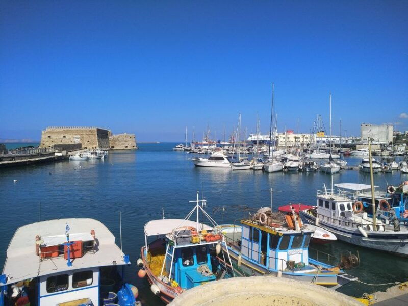 heraklion-walking-city-tour-wine-tasting
