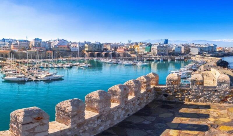 heraklion-walking-tour-with-archaeological-museum