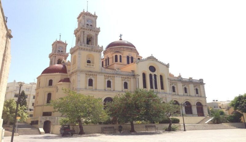 heraklion-walking-tour-with-tasting