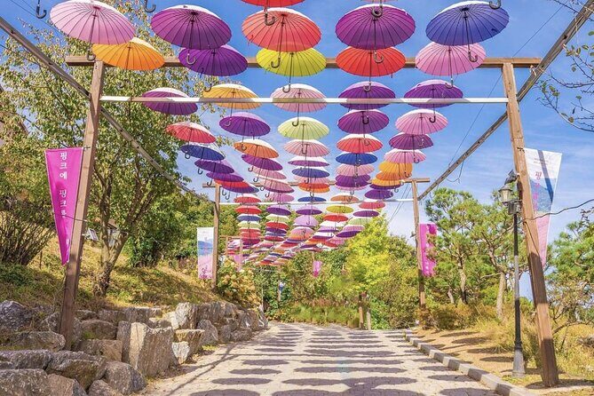 Herb Island & Sanjung Lake & Bidulginang Water Falls & Strawberry - FAQ