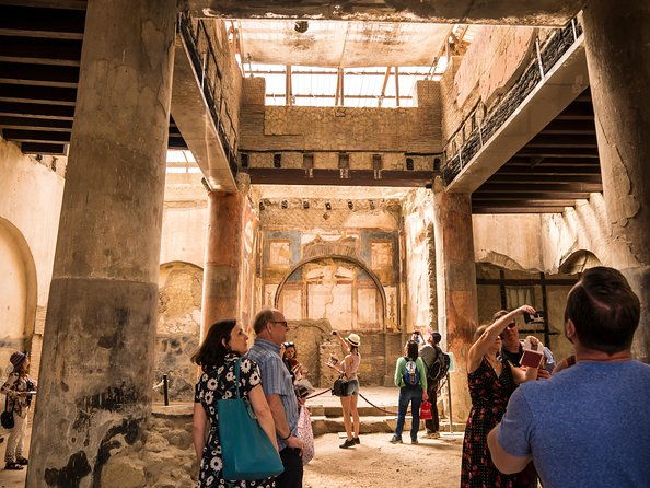 herculaneum-private-tour-with-an-archaeologist
