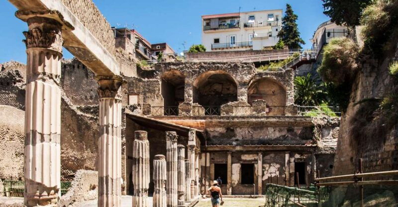 herculaneum-private-tour-with-driver-from-naples