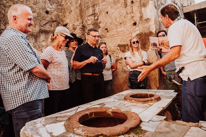 herculaneum-small-group-tour-and-ticket-with-an-archaeologist