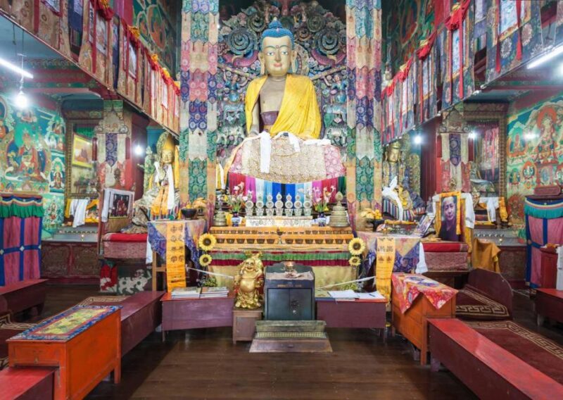 Heritage & Cultural Walk of Darjeeling (2 Hours Guided Tour) - Stories, Fun Facts, and Celebrity Gossips