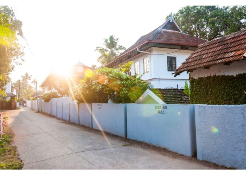 Heritage & Cultural Walk of Kochi (2 Hours Guided Tour) - Key Points