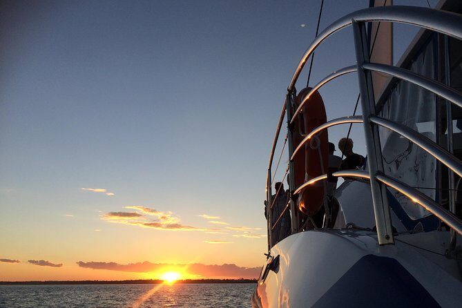 Hervey Bay Champagne Sunset Sail - Key Points