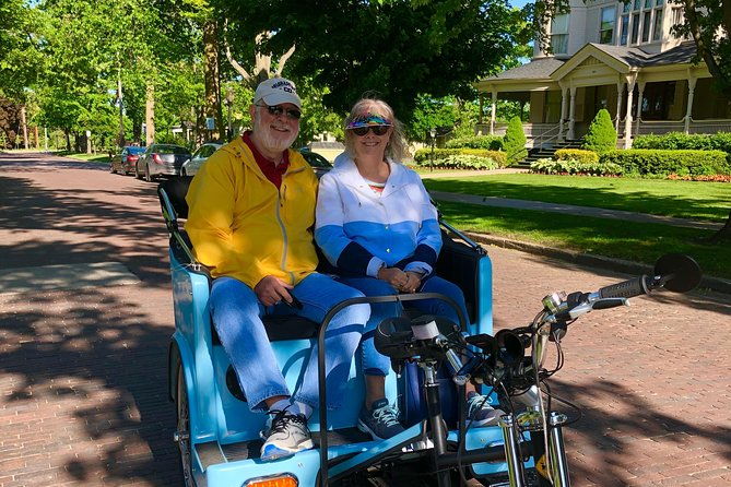 hi-5-rickshaw-tour-traverse-city-first-thing-you-must-do-in-tc