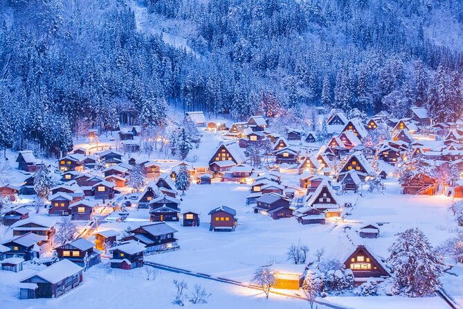hida-takayama-shirakawa-go-gassho-village-day-trip-in-nagoya