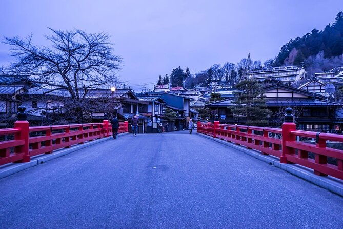 hida-takayama-shirakawa-go-gassho-village-day-trip-in-nagoya