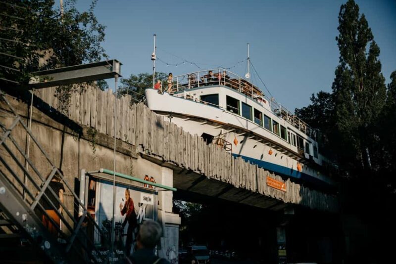 Hidden Architectural Gems of Munich - Key Points