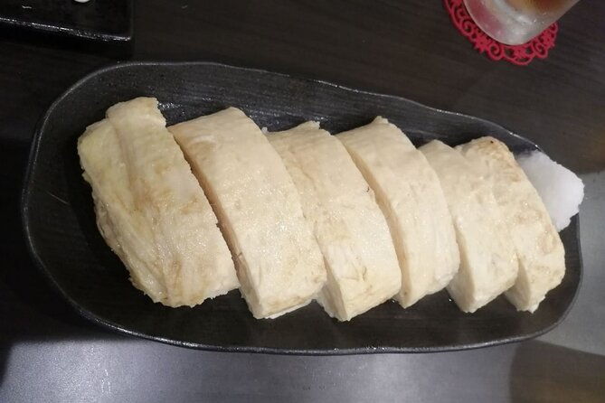 hidden-bamboo-gem-and-japanese-foods-in-izakaya-private-tour